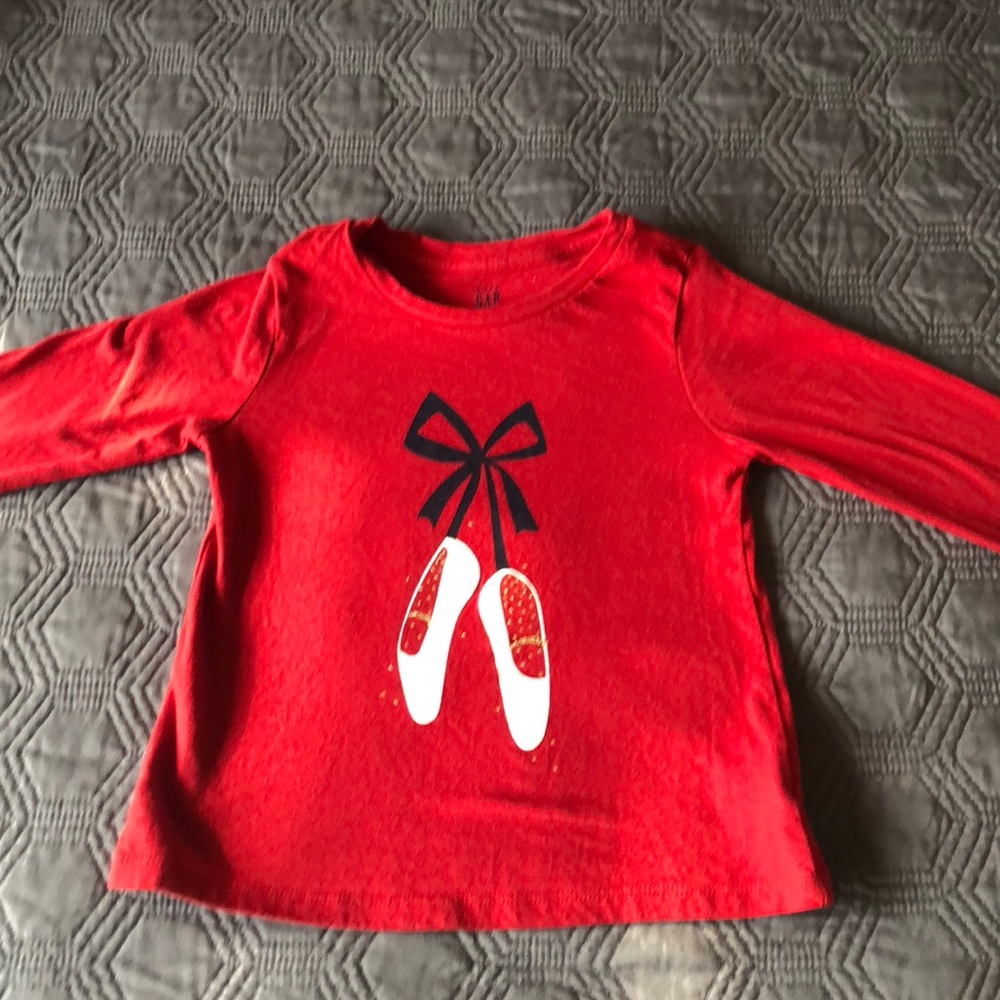 Gap toddler shirt